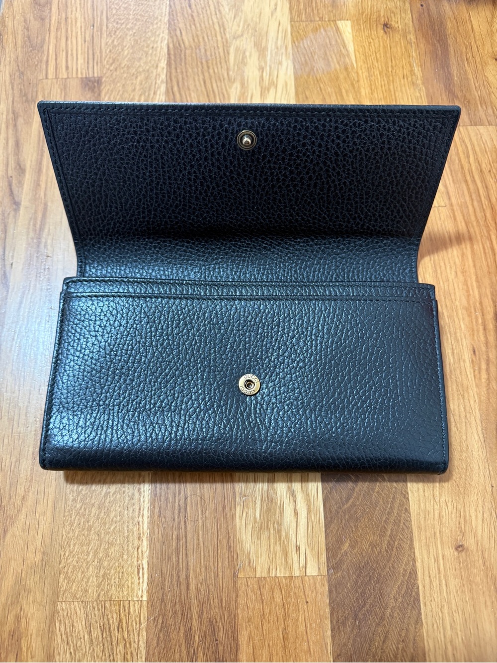 GUCCI Marmont Black Leather Butterfly Wallet with Gold Accent - Picture 5 of 7
